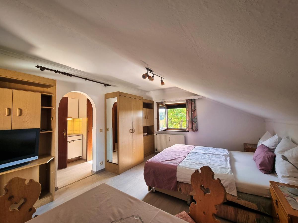 Gaestehaus Auf Der Hoehe Keutschach am See Bagian luar foto