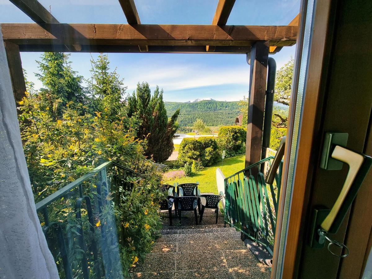 Gaestehaus Auf Der Hoehe Keutschach am See Bagian luar foto